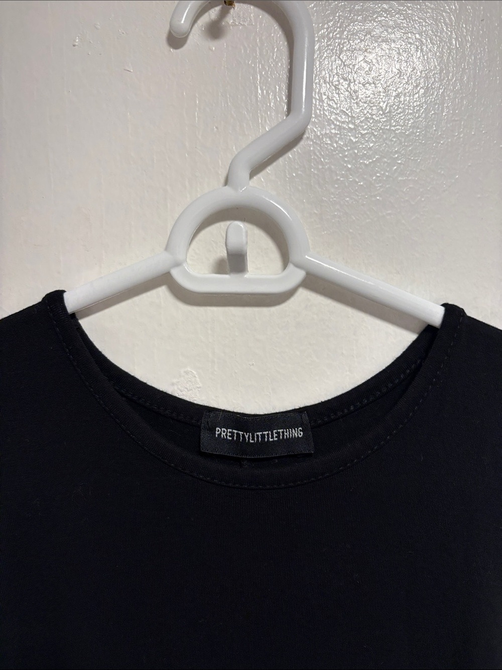 PrettyLittleThing Tank Top - Picture 3 of 16